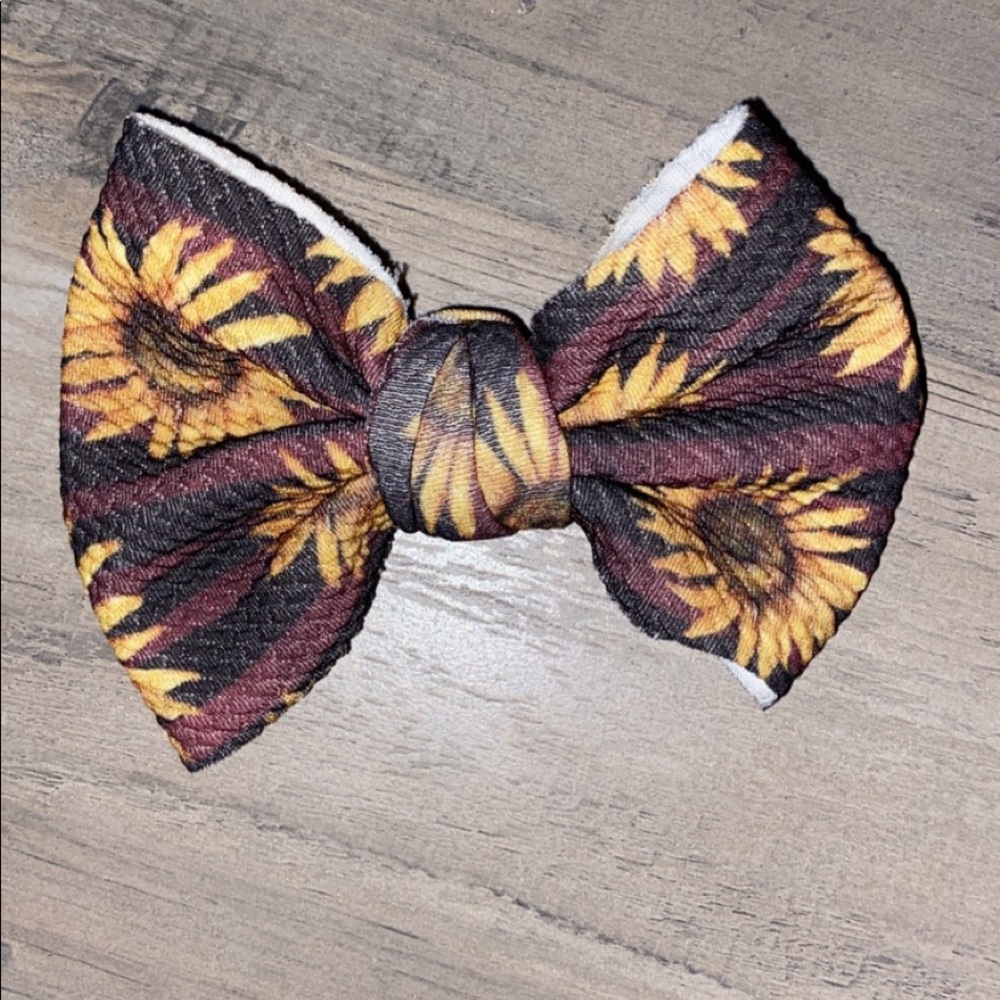 Bows - Picture 6 of 6